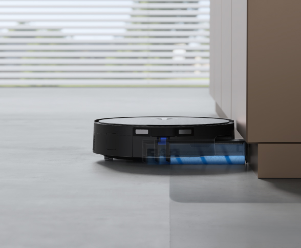 רולר TruEdge 3.0 מנקה סמוך לקצה ארון