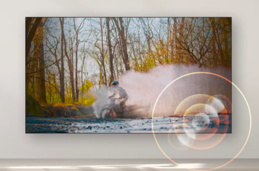 בתמונה זו רואים טלוויזיה 55 אינץ' SAMSUNG דגם UE55DU7100 Crystal UHD 4K HDR. טלוויזיה זו מציעה חווית צפייה עוצרת נשימה עם טכנולוגיית Object Tracking Sound Lite, המעניקה צליל שעוקב אחר הפעולה על המסך.