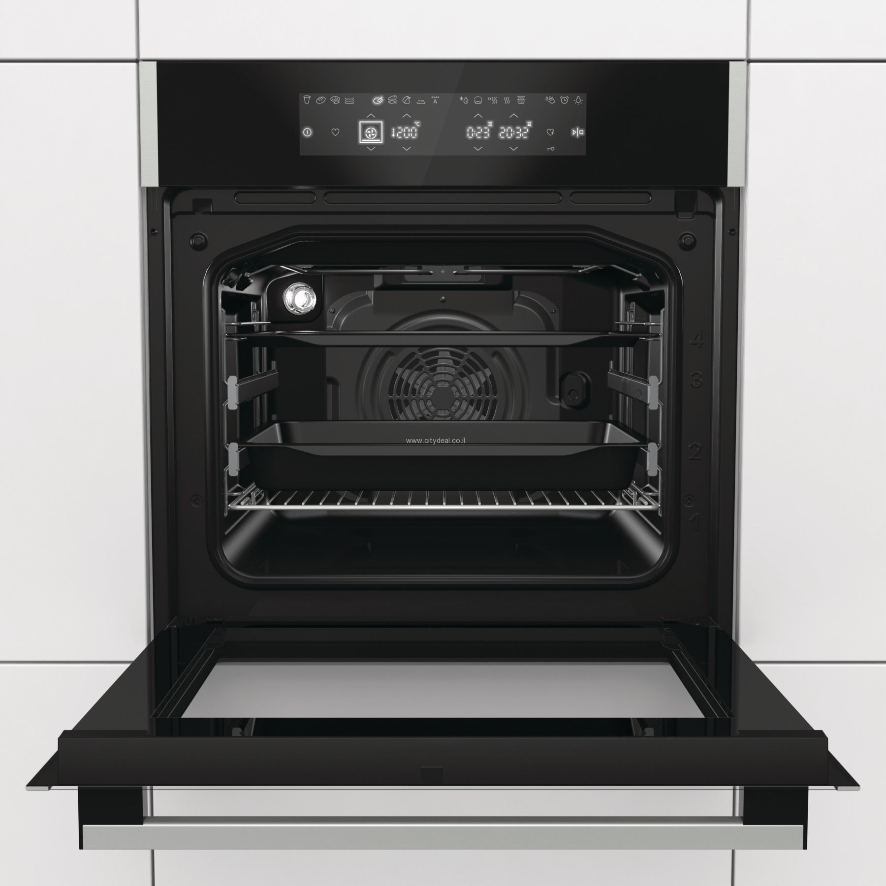 GORENJE BO758A33XG – תא אפייה פתוח תא האפייה הפתוח של תנור GORENJE BO758A33XG בנפח 71 ליטר