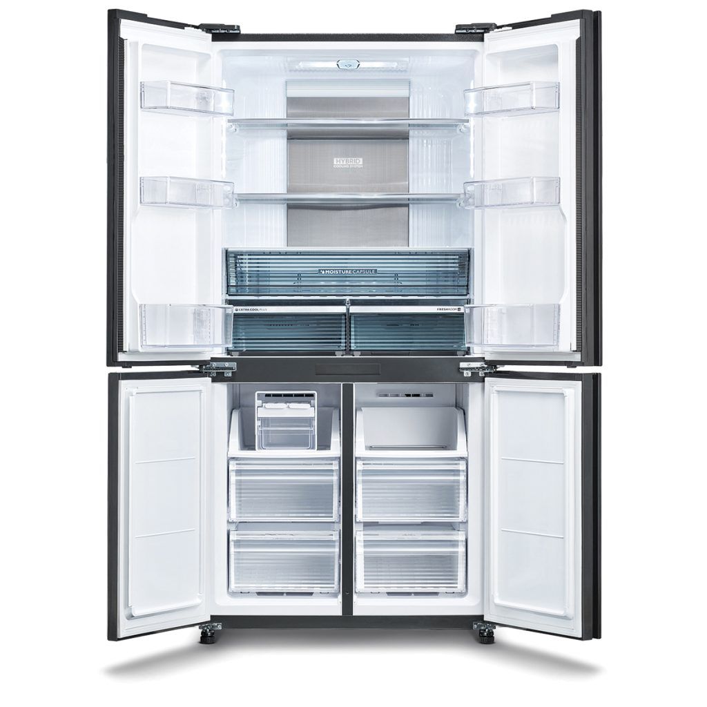 Sharp SJ-8950SL מצב פתוח ותכנון פנימי מקרר Sharp SJ-8950SL מצב פתוח חלל פנימי רחב