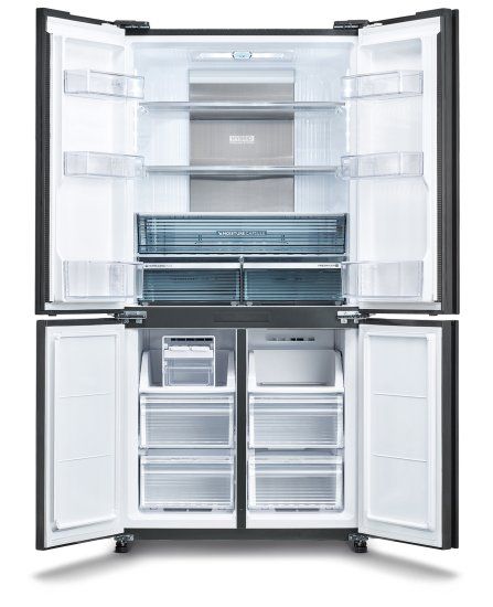 מקרר SHARP SJ-FFER89-SL פתוח וריק עם מדפים ומגירות