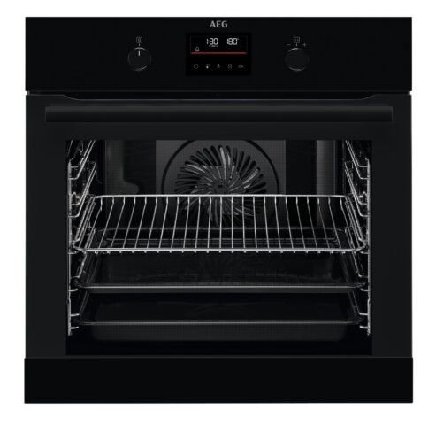 תנור בנוי שחור AEG BEB331110 Black בנפח 71 ליטר עם Surround Cook