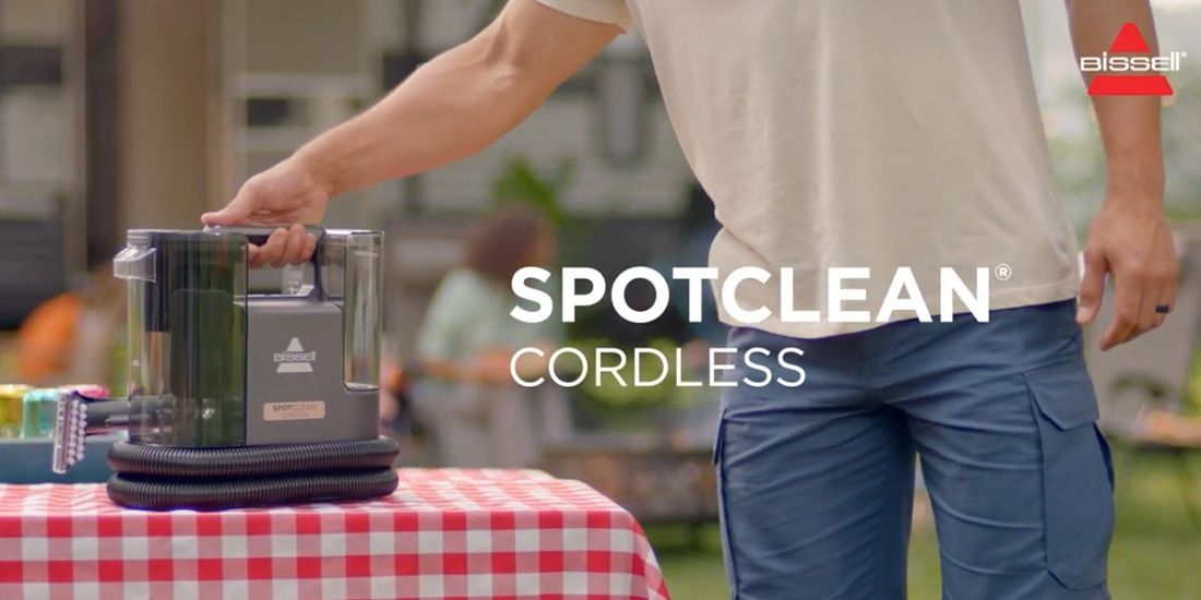 תכולת הערכה Bissell SpotClean Cordless 3681N תכולת הערכה Bissell SpotClean Cordless 3681N כולל אביזרים וחומר ניקוי 236 מיליליטר