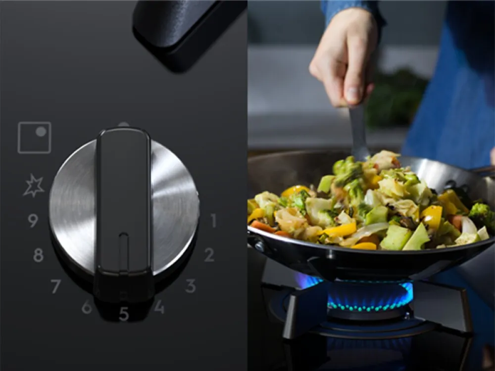 מבער גז בכיריים Electrolux KDI951723K עם רשת ברזל יצוק