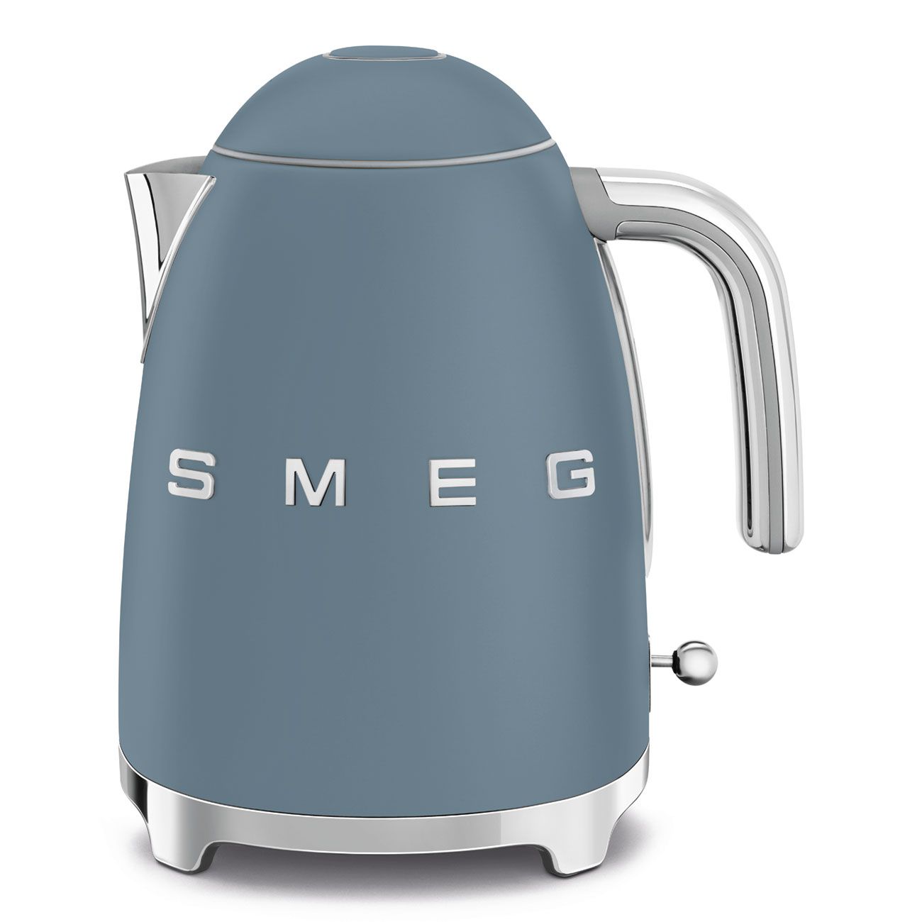 קומקום SMEG KLF03SBMEU כחול מט בעיצוב שנות ה-50 קומקום חשמלי SMEG KLF03SBMEU כחול מט 1.7 ליטר