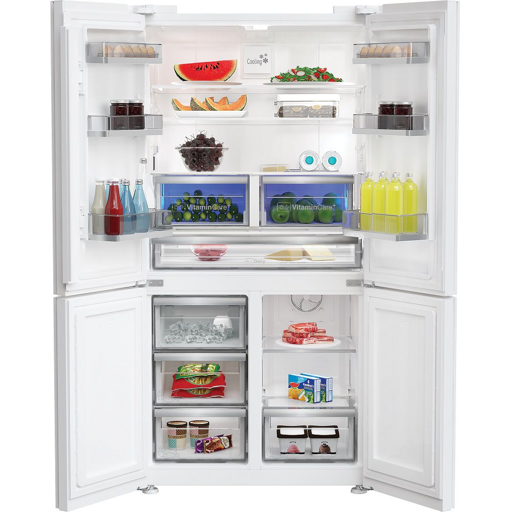 החלל הפנימי של מקרר Blomberg KQD1623EGW