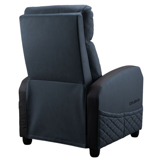 צילום תקריב של ספת הגיימינג RANGER ELITE Navy Blue המציג את הטקסטורה של עור ה-PVC הכחול עם תפירה כפולה