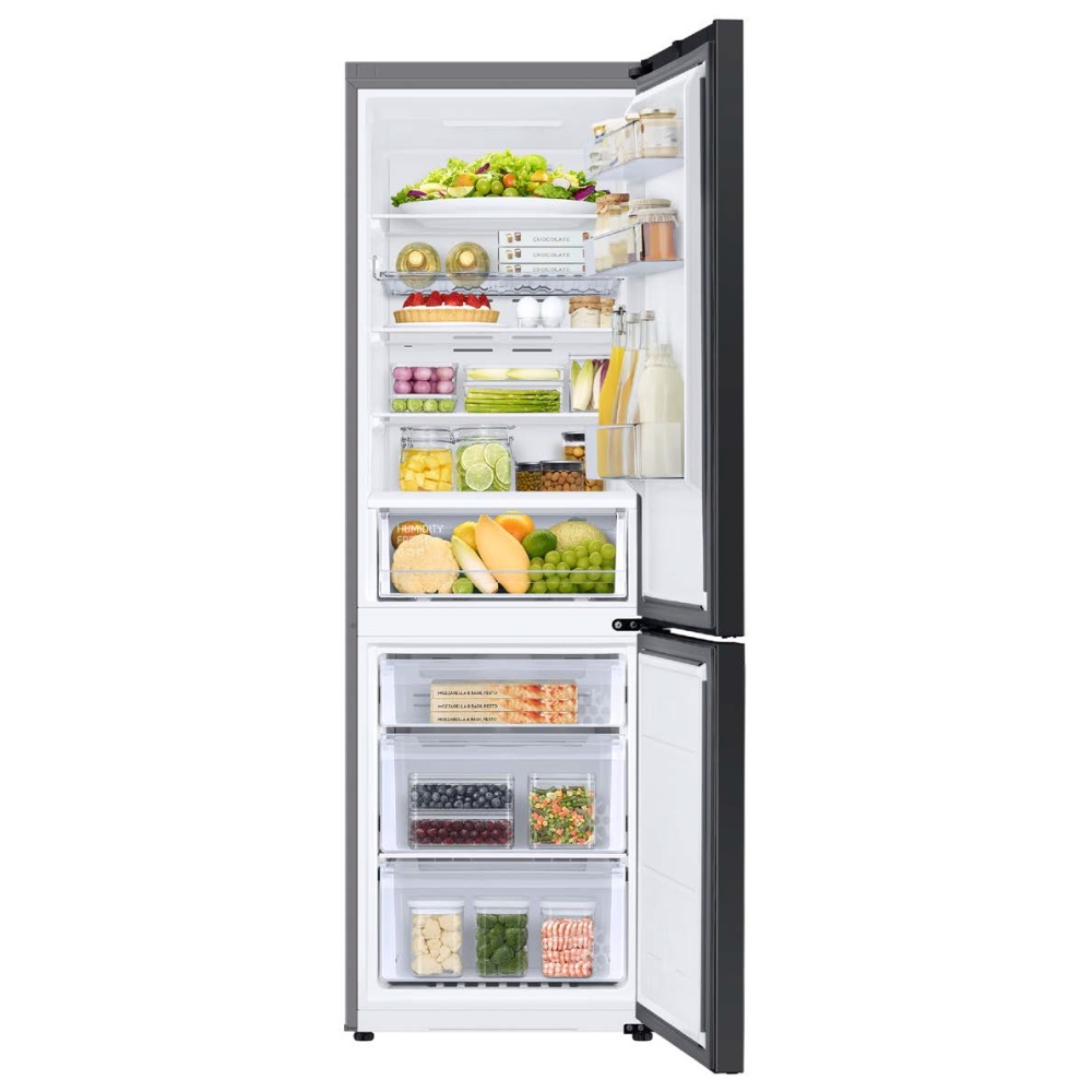 Samsung Bespoke AI RB35C6225-SAHARA במצב פתוח עם מוצרים להמחשה