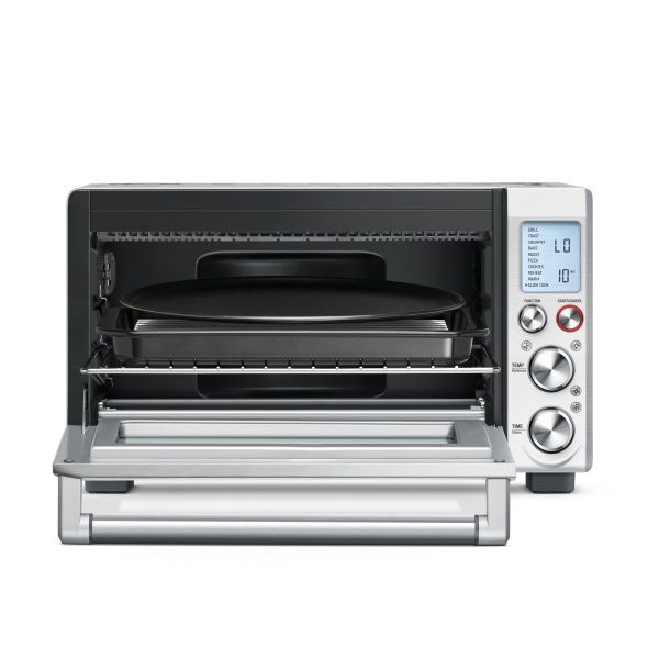 Sage SOV820BSS – תא אפייה ואביזרים כלולים טוסטר אובן Sage SOV820BSS פתוח עם תבנית פיצה תבנית אפייה ומדף גריל