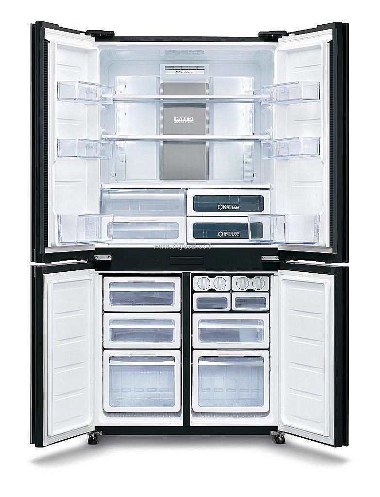 חלוקה פנימית SHARP SJ-9260SL מקרר SHARP SJ-9260SL במצב פתוח עם חלוקת תא הקירור והמקפיא