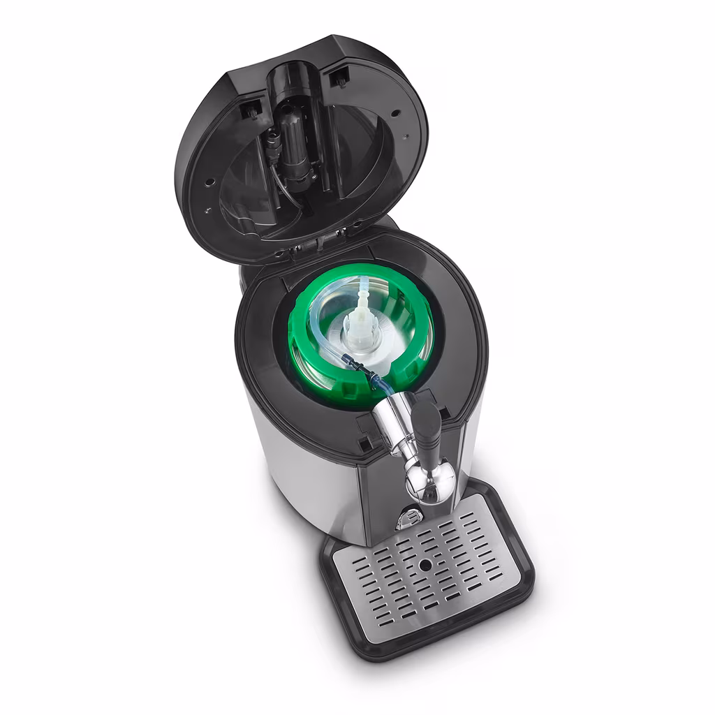 CASO BeerMaster עם מכסה פתוח ומערכת חבית הבירה