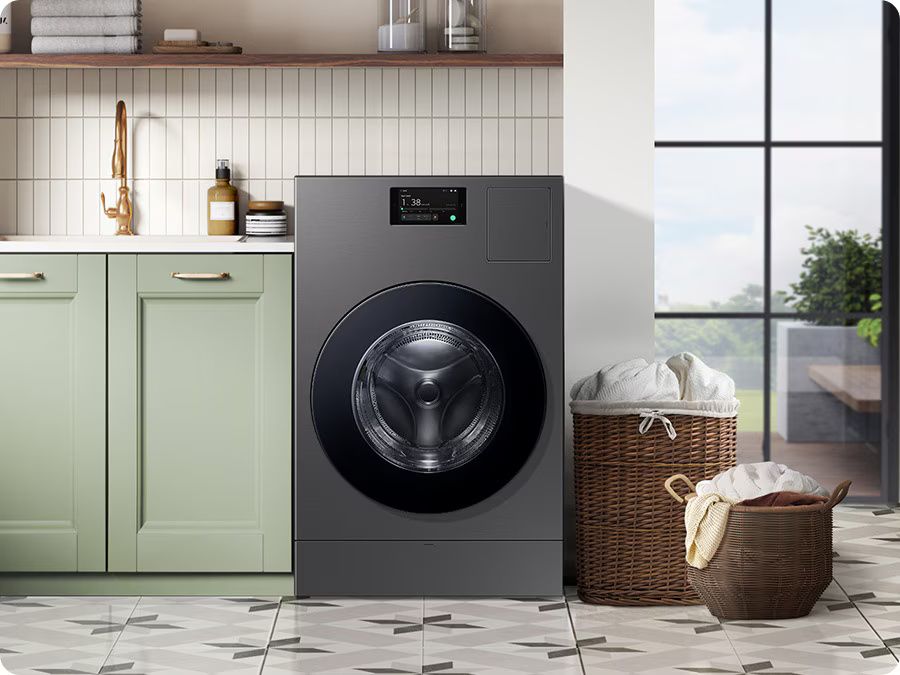 Samsung WD18DB8995BZ מכונת כביסה משולבת מייבש All-in-One עם AI Opti Wash and Dry Samsung WD18DB8995BZ מכונת כביסה משולבת מייבש 18 קג 11 קג תמונת אווירה