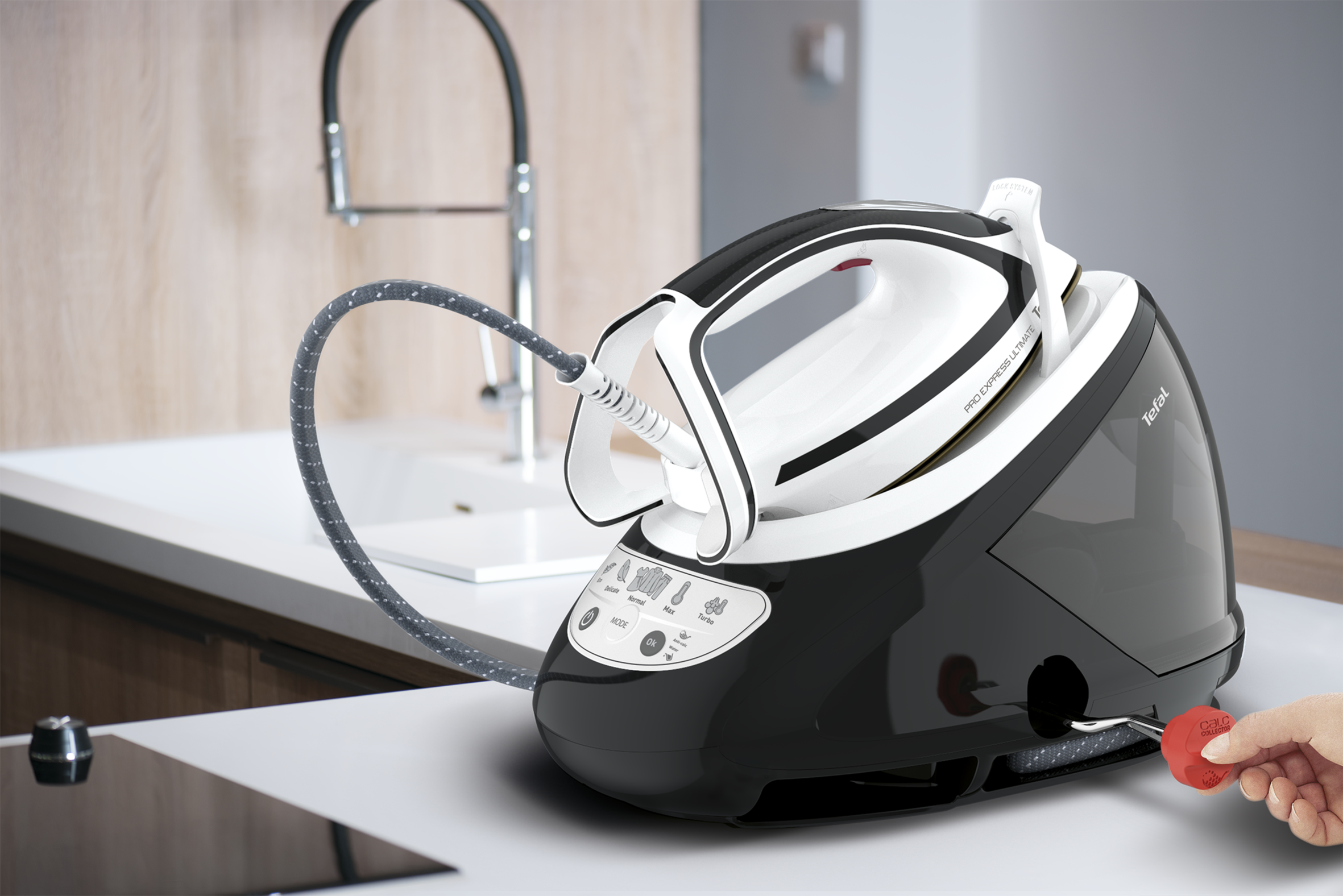 מגהץ קיטור TEFAL הסדרה החדשה ביותר של מגהצי הקיטור. עיצוב ידידותי למשתמש ,טיפול בלתי מתפשר בבגדים עם שימוש נוח וקל. מיוצר בצרפת.