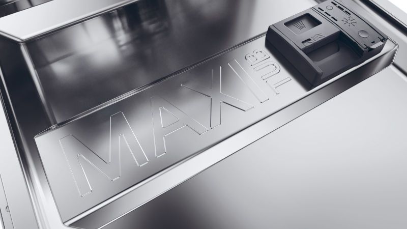 תא ההדחה המרווח של Rosières Maxi-Tub