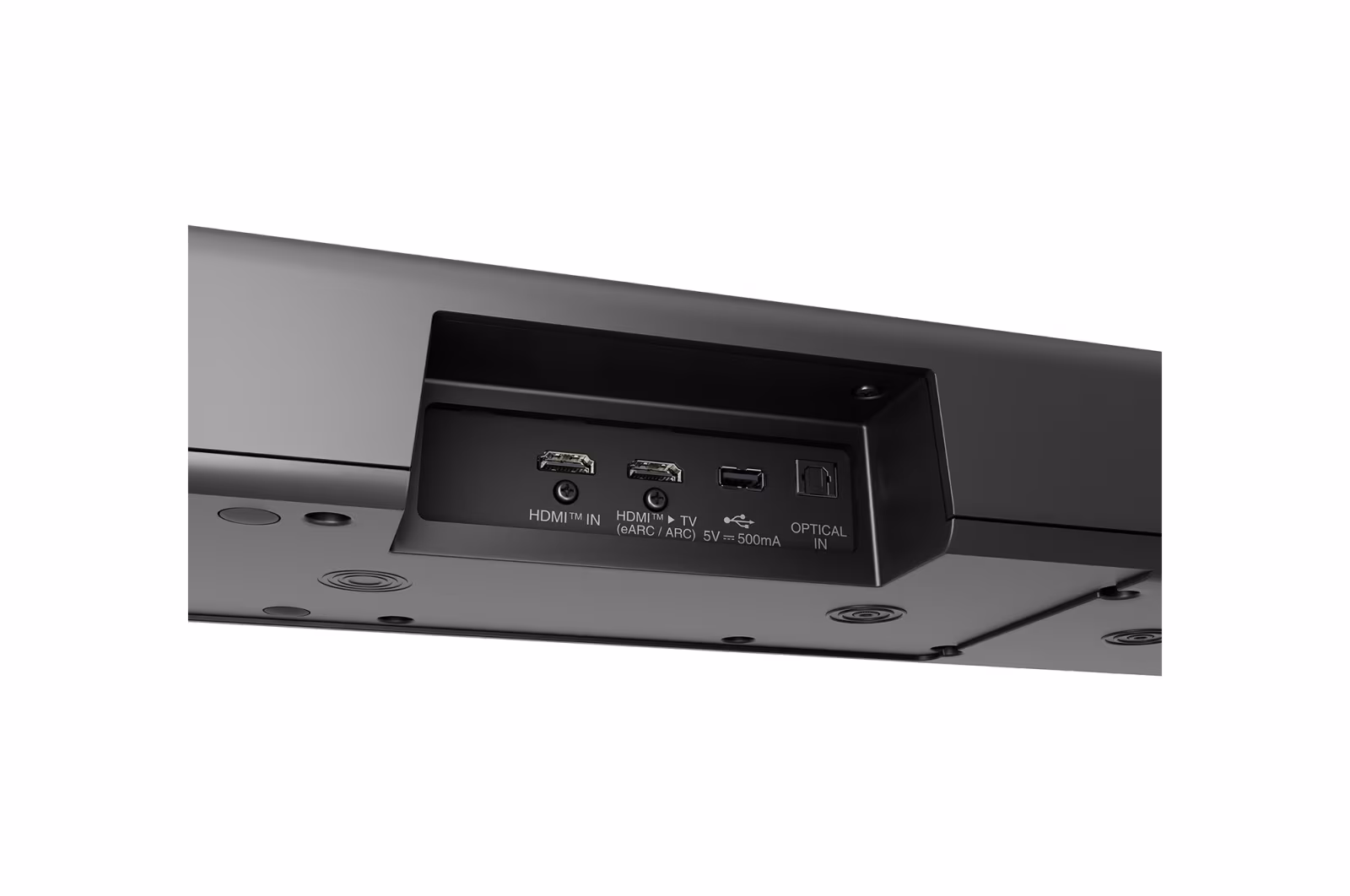 תקריב חיבורי HDMI IN, HDMI OUT eARC, אופטי ו־USB בגב הסאונדבר LG S95AR